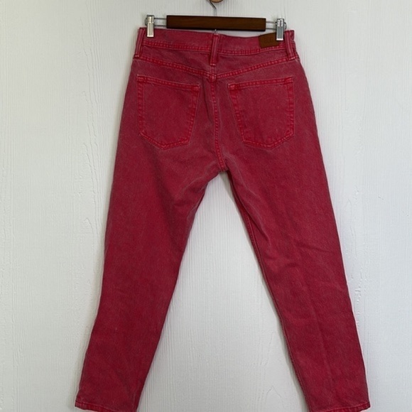 Urban Outfitters BDG - Vintage Red Stonewash Dad Fit Jean Size 29x30 - Picture 7 of 10